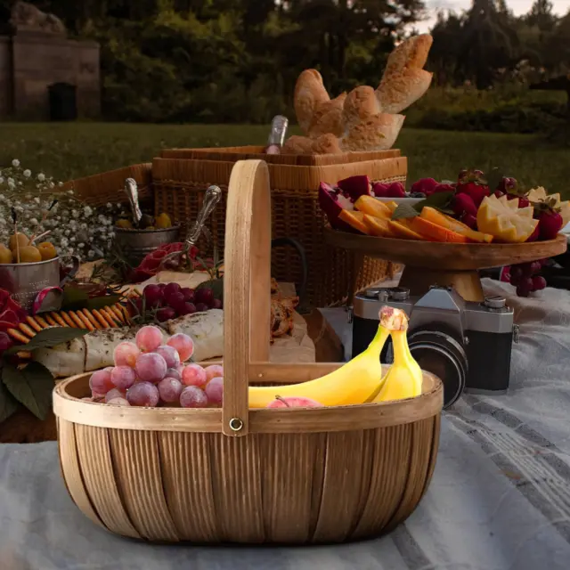 Panier de pique-nique en copeaux de bois avec poignée en osier tissé pour