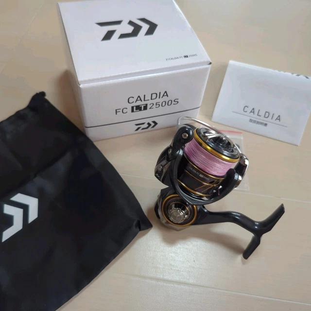 美品　CALDIA FC LT2500S ダイワ カルディア FC LT2500S-H (リール) 価格比較 - 価格.com