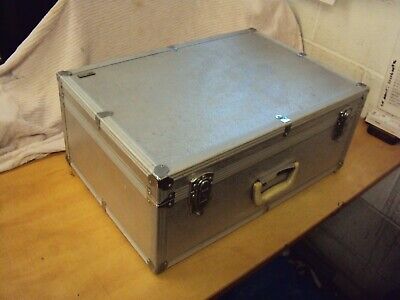 Lovely VINTAGE Antler Grigio/Beige finto rettile Cappello BOX CON CHIAVE DI LAVORO 