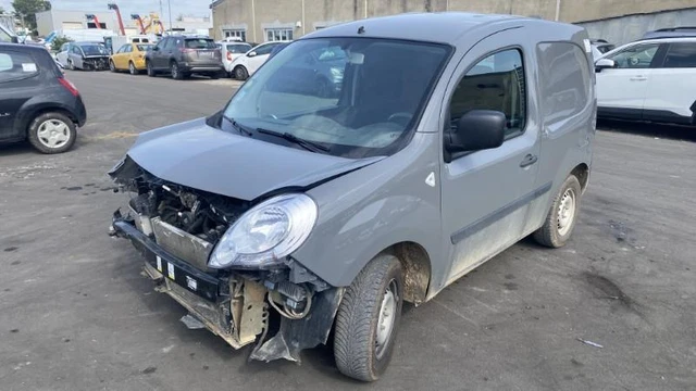 Pompe Lave-glace Avant Pour Renault Mégane 2 Phase 1 1.9 DCI - Réf. 7700428386