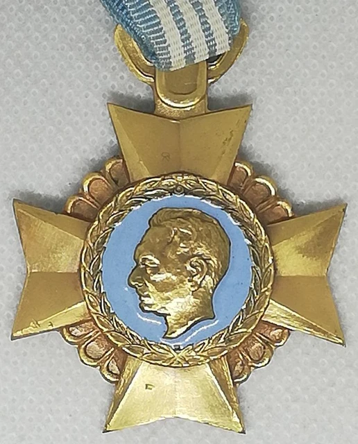 PHILIPPINES GOLD CROSS Medal 4th Highest Military Award + Ribbon