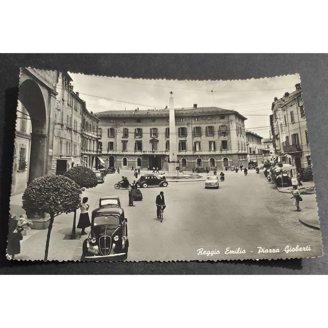 Cartolina Reggio Emilia - Piazza Gioberti