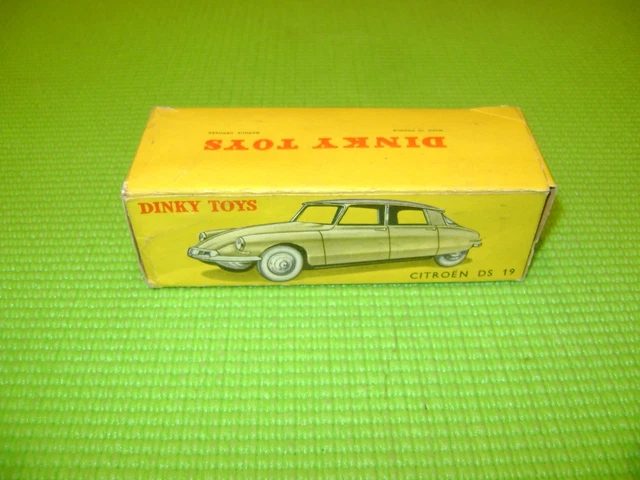 DINKY TOYS 25CG CAMIONNETTE CITROEN 1200 KG CHARLES GERVAIS AVEC PARTICULARITE