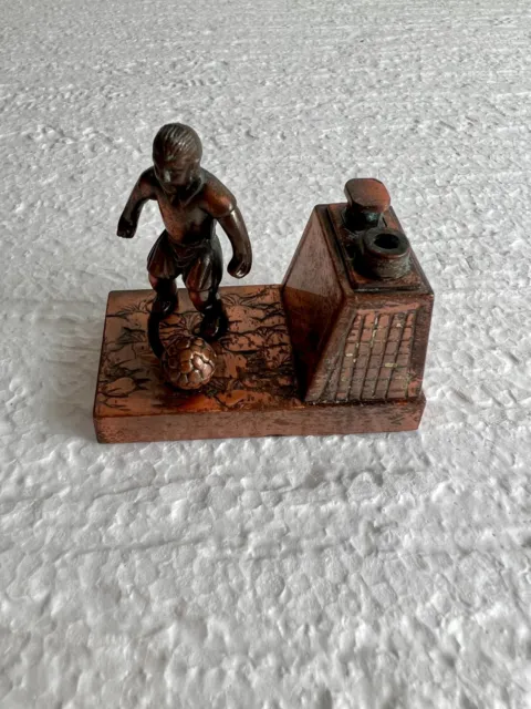 Ancien briquet de table de collection joueur de football effet vintage collector