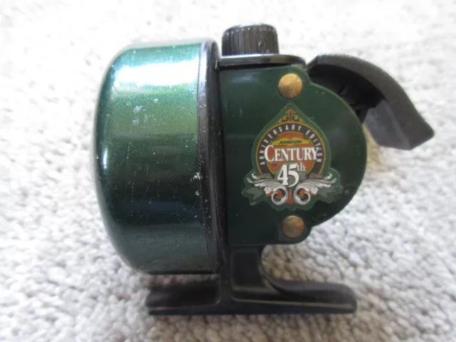 VINTAGE JOHNSON CENTURY Model 100B fishing reel used with box and insert  $10.00 - PicClick