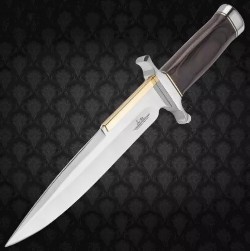 Raptor Mortal Kombat Kano's Knife Special Edition Gil Hibben Knives UC750-MK