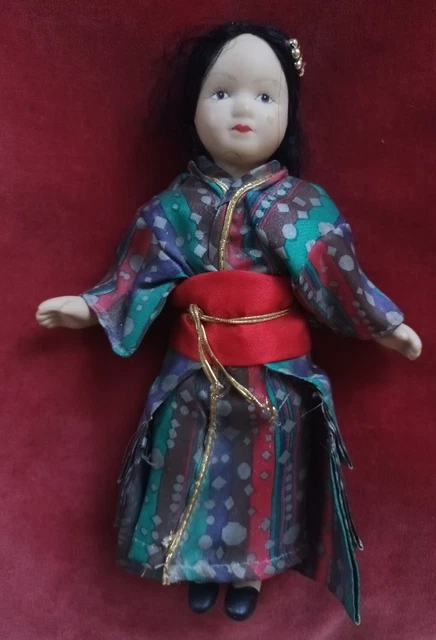 Basque Doll VINTAGE-ORIENTAL BISQUE DOLL-FULLY Jointed Japanese Traditional Doll-8. ...