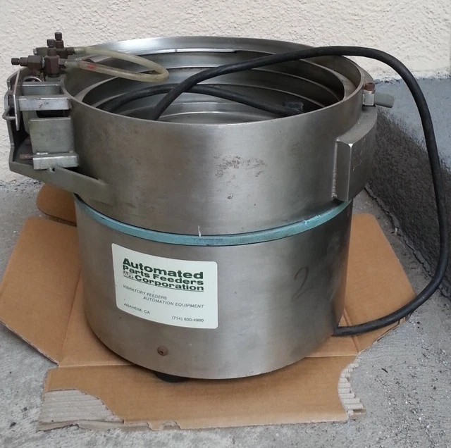 APF JN2633-2 PR4272 Vibratory Feeders Automation Equipment 13" across