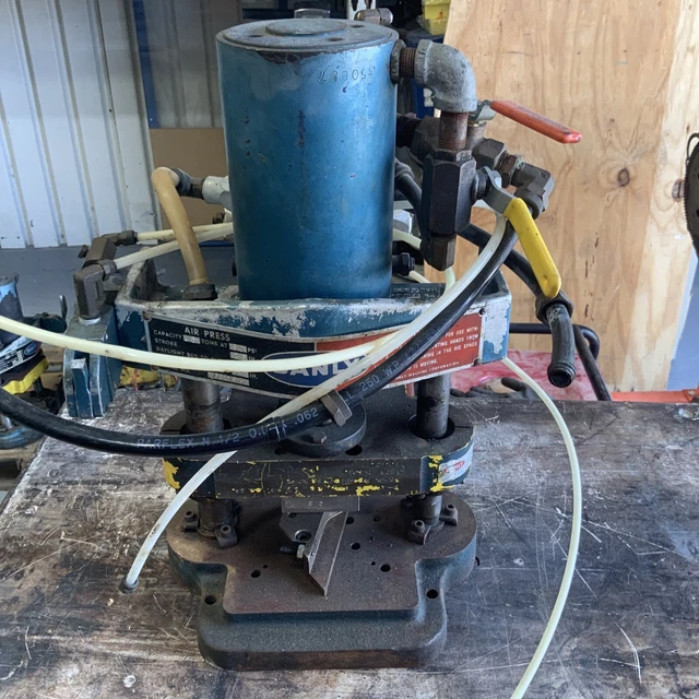 5 ton DANLY AIR OPERATED DIE SET PRESS - 607-CA-1 serial number - 3681193