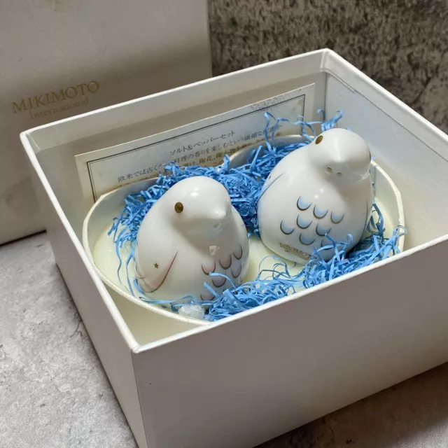 MIKIMOTO International Porzellan China Vögel Salz & Pfeffer Set rosa & blaue Box