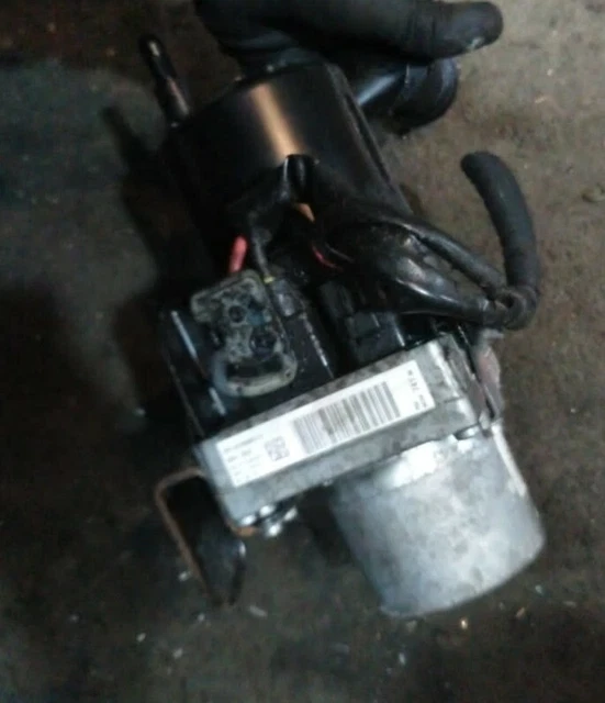 Pompe de direction assistée Citroen c4 Picasso 1.6 hdi - Équipement auto