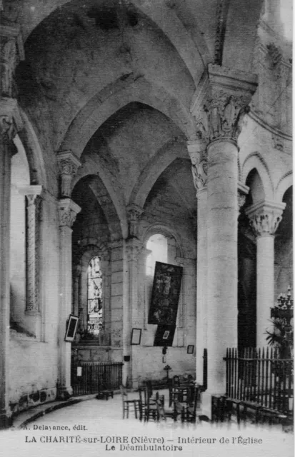 *5556 cpa 58 La Charité sur Loire - intérieur de l'Eglise
