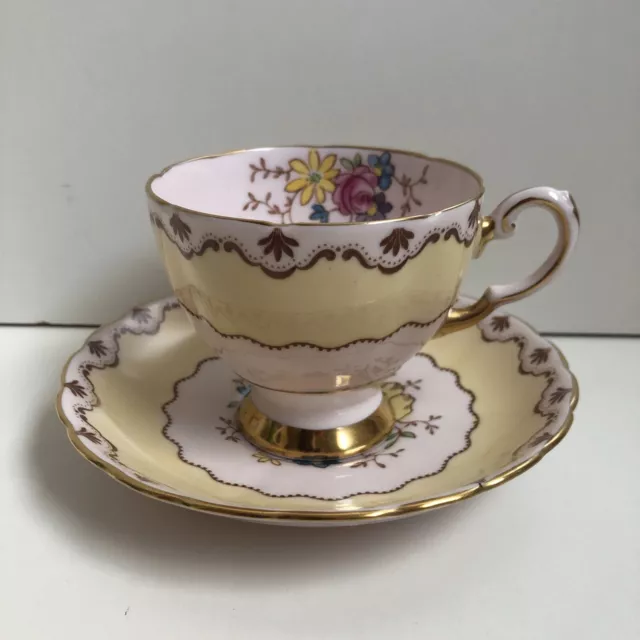 Tuscan fine bone China Pink Yellow Floral Teacup/saucer Made in England Mint