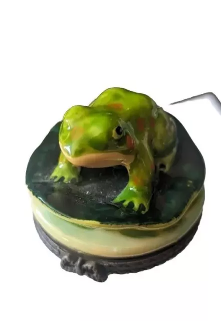 Frog Porcelain Hinged Vintage Trinket Box