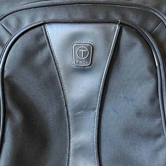 Tumi T Tech Carry-On Wheeled Upright Expandable 21" 57621D Black Suitcase Bag 2