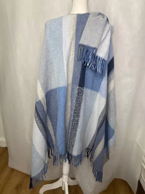 Holzweiler Womens Ruana Poncho LAMBSWOOL Cashmere Plaid Blue Gray Made In Italy 3