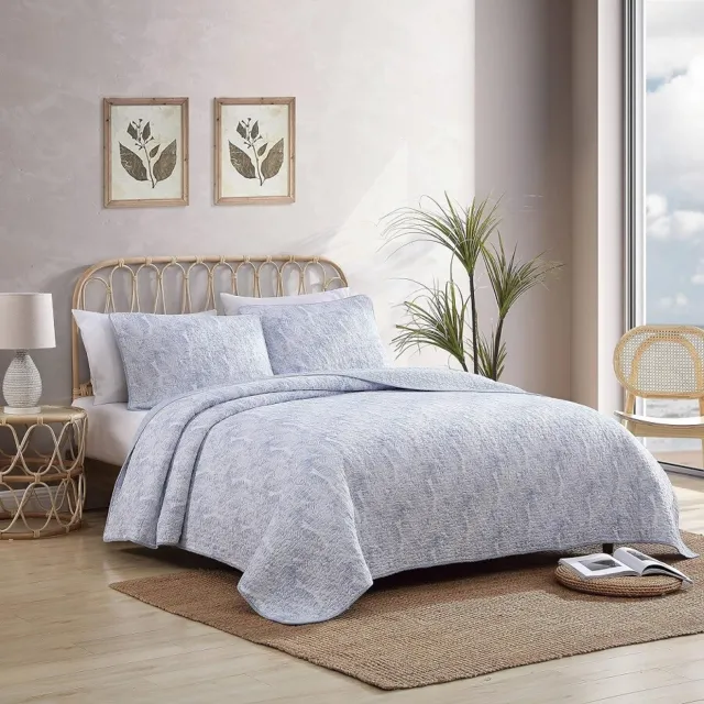 Tommy Bahama Home Distressed Water Leaves KING Quilt & Shams Set Surf Spray Blue