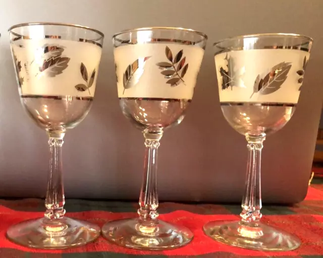 Vintage Libbey Silver Leaf  Foliage Stemmed Wine Sherry Glasses 5 3/4" Set Of 3