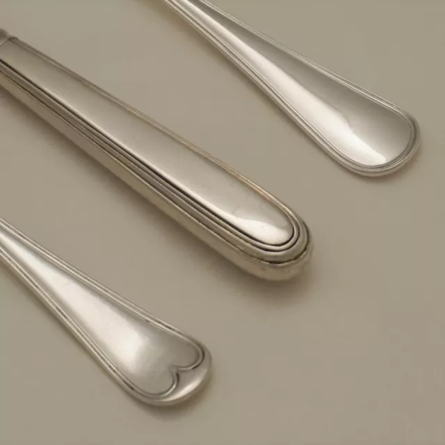 OLD ENGLISH THREAD Design Sheffield Made Silver Service Cutlery / Flatware