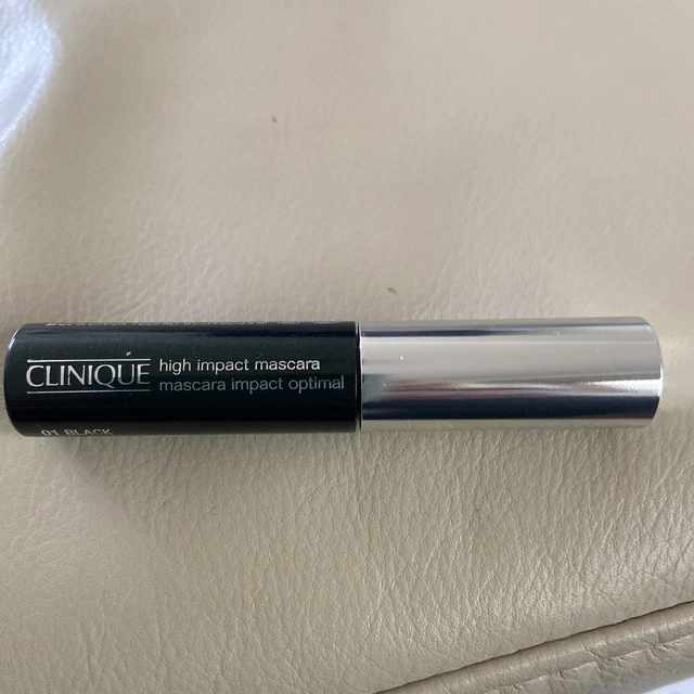 Rímel Clinique High Impact 01 negro 3,5 ml nuevo viaje tamaño vacaciones