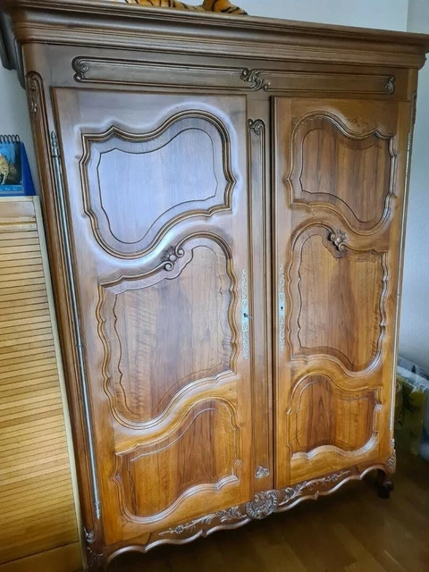 Armoire ancienne style Louis XV modernisé – Rénovation bleu