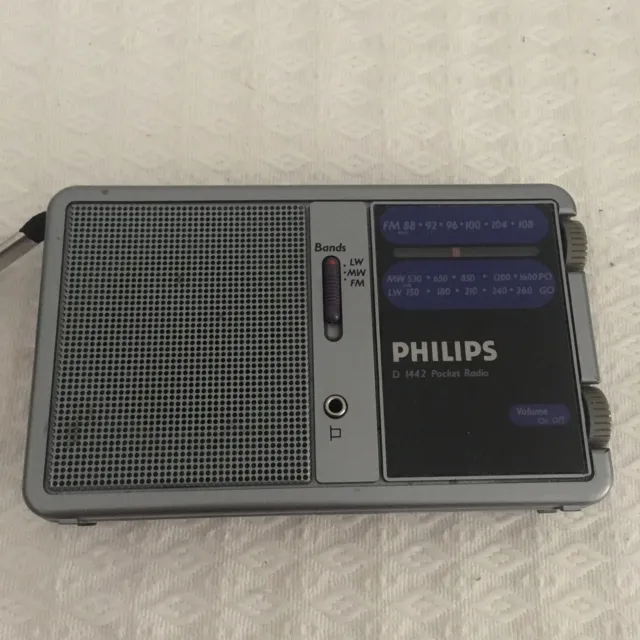 PHILIPS - Radio Portable Philips - D1442 LW/MW/FM - Bon État Général 2