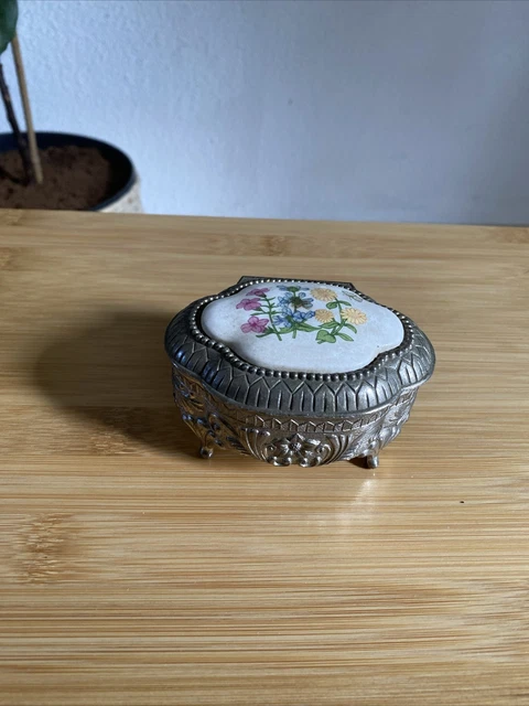 VINTAGE JAPAN Old Silver Metal Trinket Jewelry Box Footed