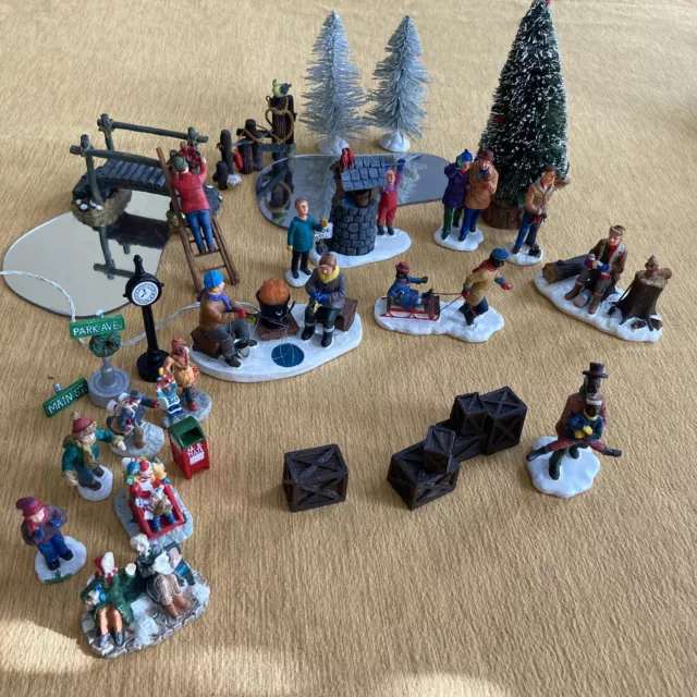 Lot 28 LeMax Mixed Vintage Holiday Christmas Village People Figures Accessories