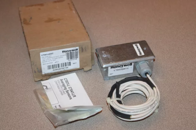 NOS Honeywell C7041j2007 12' Averaging Duct Sensor