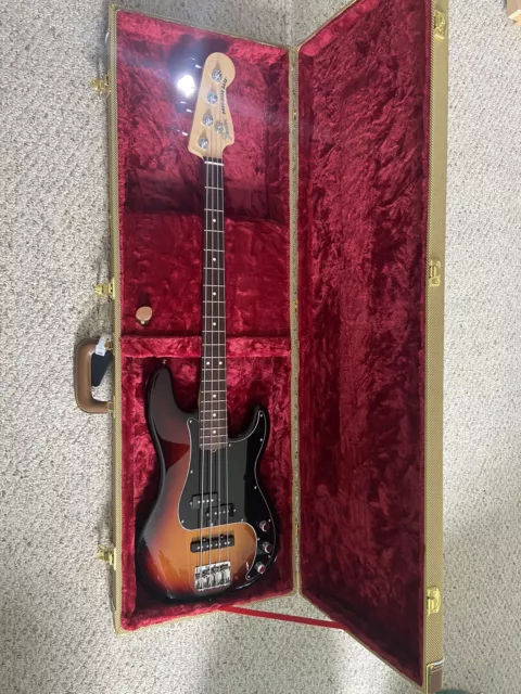 Fender American Performer Precision Bass