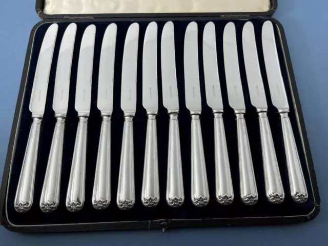 Boxed Set 12 Antique Solid Silver Handled Walker & Hall Table Cutlery Sheff 1917