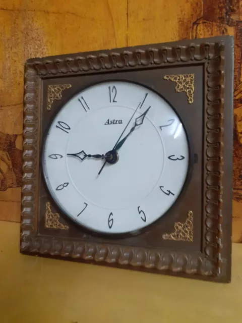 Antico Orologio In Legno Da Parete ASTRA