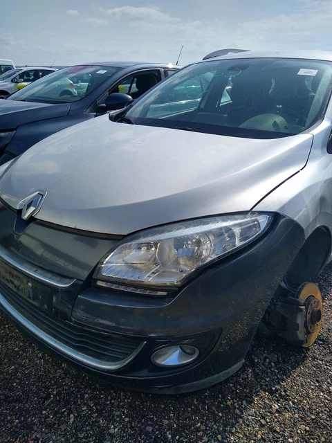 Tableau de Bord Renault MEGANE IIIDTOUR X247107
