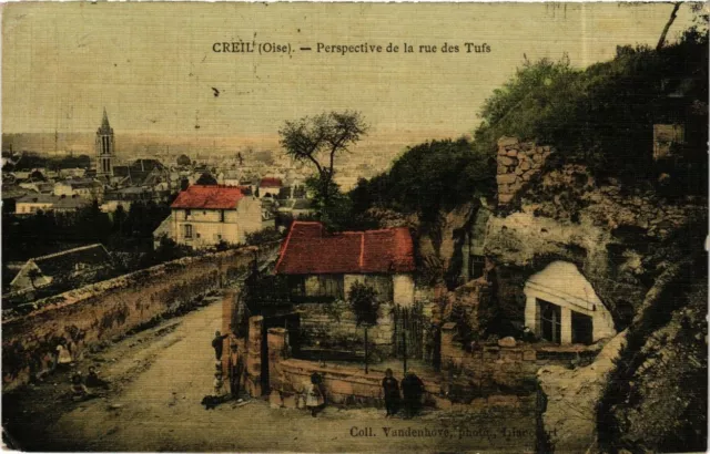 CPA CREIL Perspective de la rue des Turfs (377656)