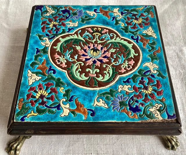 Dessous de plat, carreau de faience et émaux, Creil et Montereau
