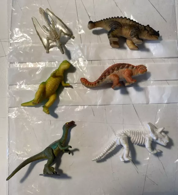 AE815 Rare National Geographic Micro Machines Dinosaur Mini Figures - 6pcs VGC