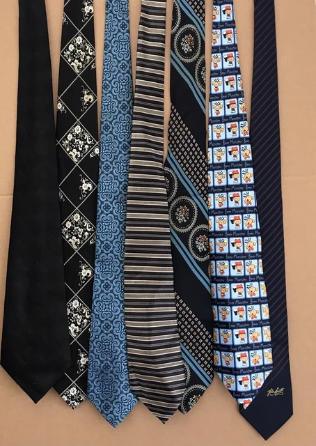 Abito elegante collezione di cravatte vintage inc John Smiths?