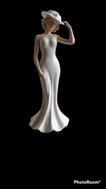 Regal House Collection No. 94 Paula Figure Figurine Elegant Woman