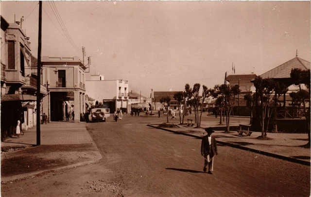 CPA AK Oujda - L'Avenue de France MOROC (963943)