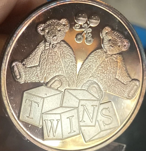 Baby Twins Art Medal .999 Silver 1 Troy Ounce Round. Free Shipping
