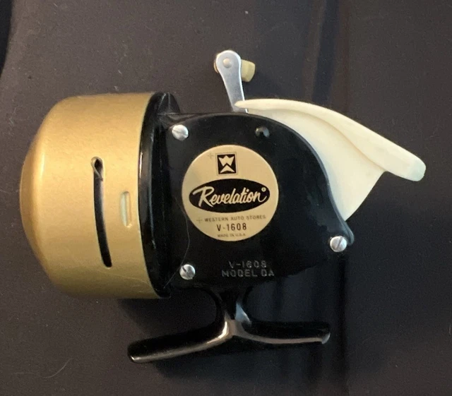 VINTAGE WESTERN AUTO Revelation V7343 Fishing Reel Made in