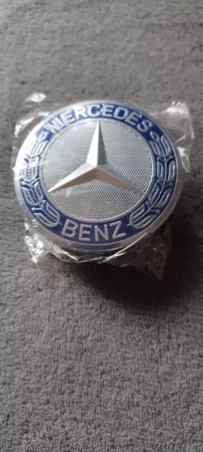 Caches Moyeu Mercedes 75 mm noir Logo embleme Jante Centre De Roue. État :...