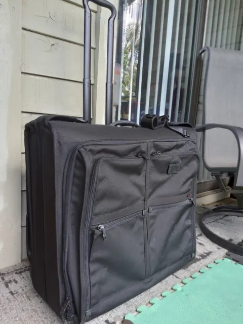 Large Tumi Black Nylon Wheeled Rolling 22" Garment Bag Luggage Travel Suitcase
