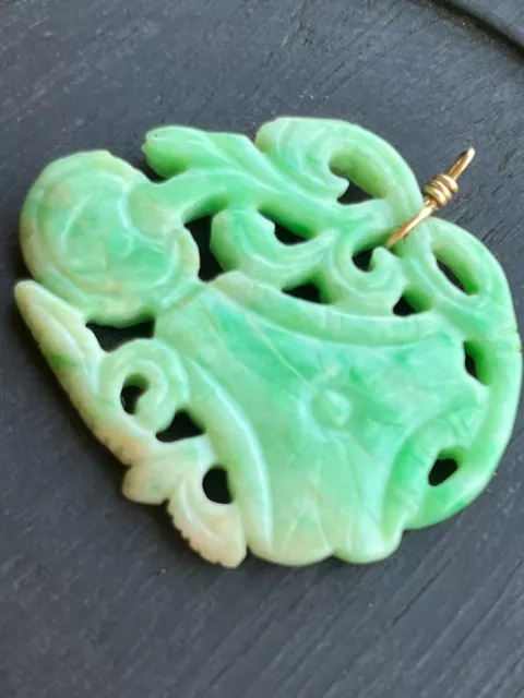 Antique 1920s Chinese 14k Gold Carved Natural Green Jadeite Jade Pendant 11.5g