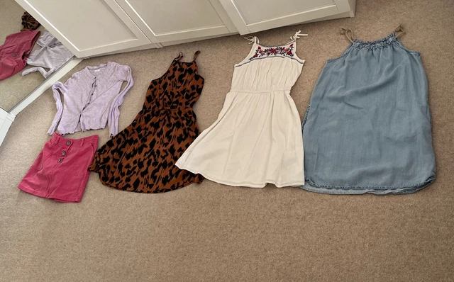 Bundle of girls summer dresses/ clothes -10 years old (next,Gap, SHEIN )