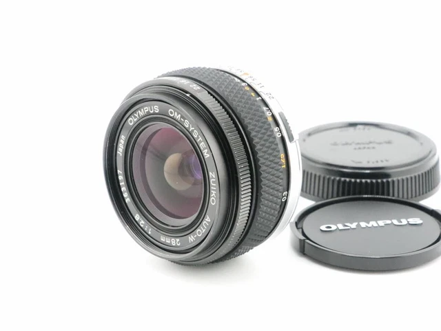 OLYMPUS ZUIKO OM-SYSTEM 28mm f2.8 Auto-W Lens VGC + hood +