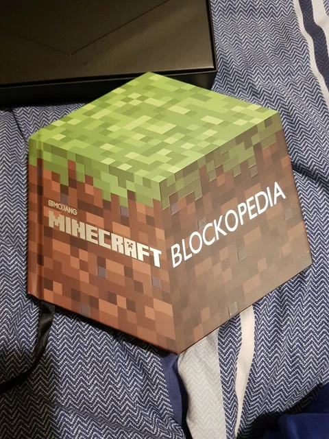 Minecraft Blockopeodia MINECRAFT: BLOCKOPEDIA: AN Official Minecraft Book from Mojang by ...