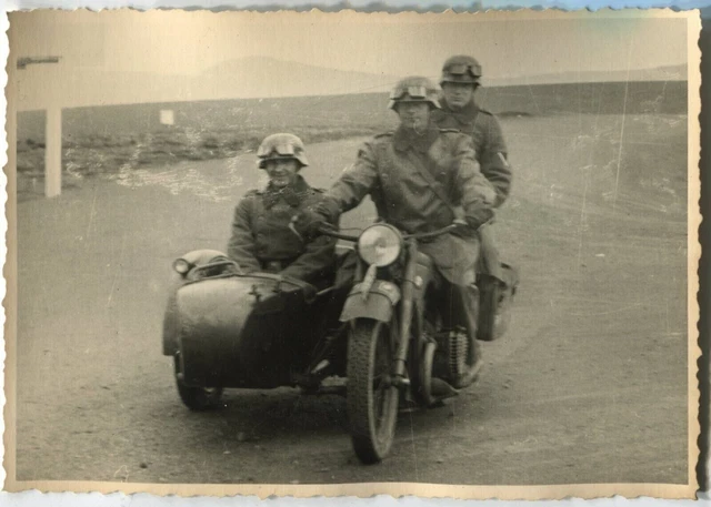 Wehrmacht Officer Riding a Motorcycle, Battle of Kursk - KU101 - Metal