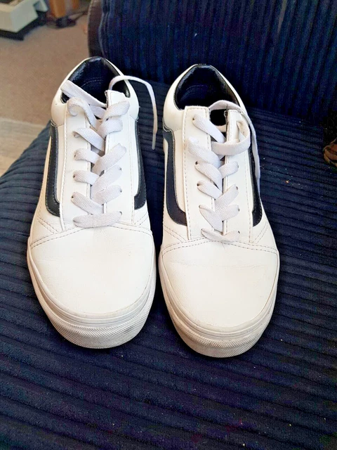 VANS OLD SKOOL White LEATHER Trainers Size UK 4 Good Used Condition RETRO 16.16 PicClick UK