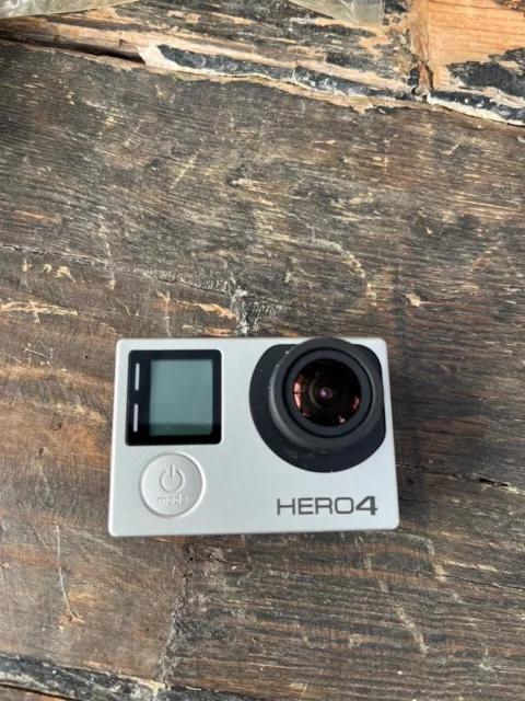 GoPro HERO4 SILVER Caméra Sport CMOS 12 Mpx 4K LCD tactile + Caisson étanche